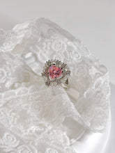 Luxury Vintage Pink Heart Pearl Ring