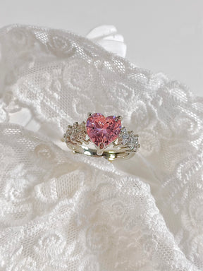 Luxury Vintage Pink Heart Ring V3