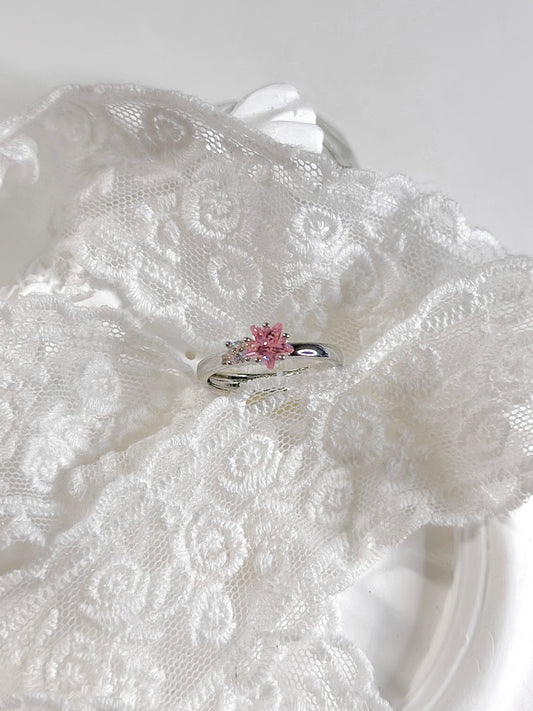 Luxury Vintage Pink Star Ring