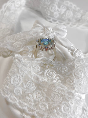 Luxury Vintage Blue Heart Pearl Ring