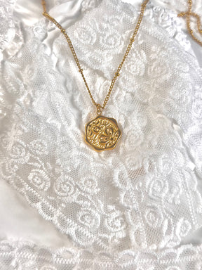 Vintage Flower Necklace Floral Pendant Jewelry