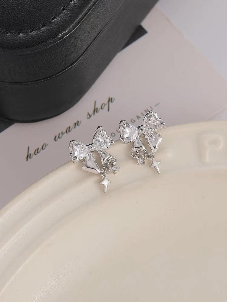 Silver Bow Stud Earrings P2