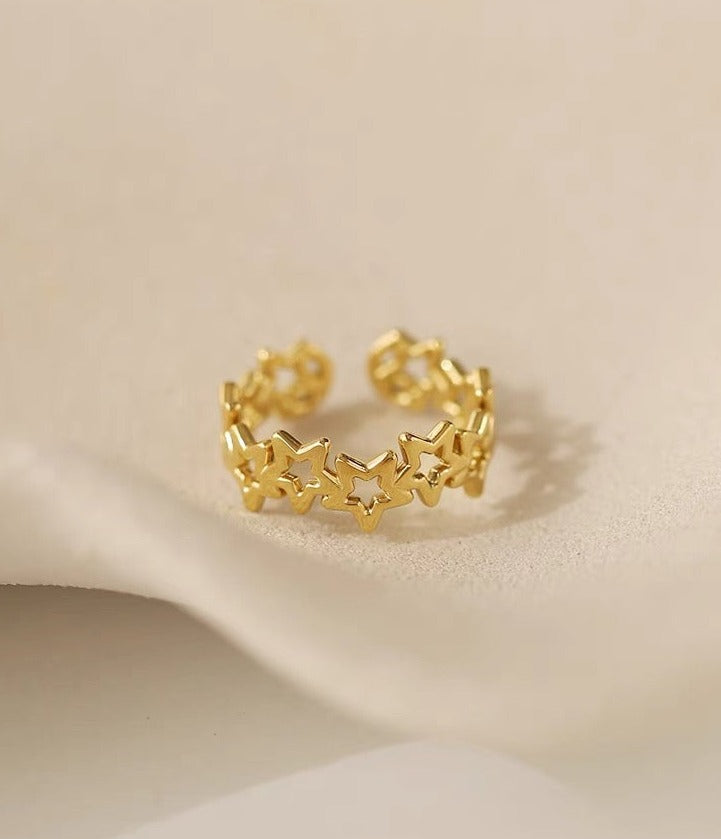 Vintage Gold Star Ring