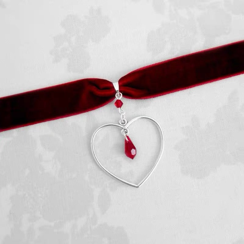 Red Heart Velvet Gothic Choker/Necklace